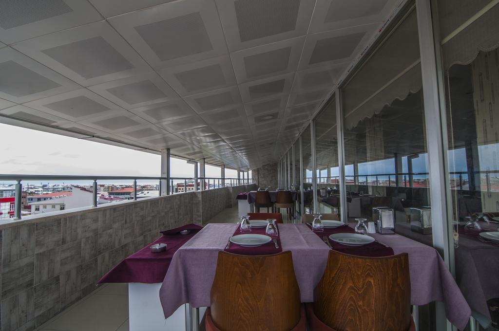 Hotel Dosco Van Eksteriør bilde