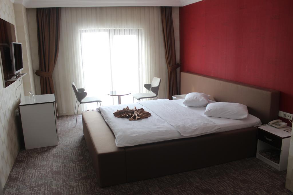 Hotel Dosco Van Eksteriør bilde
