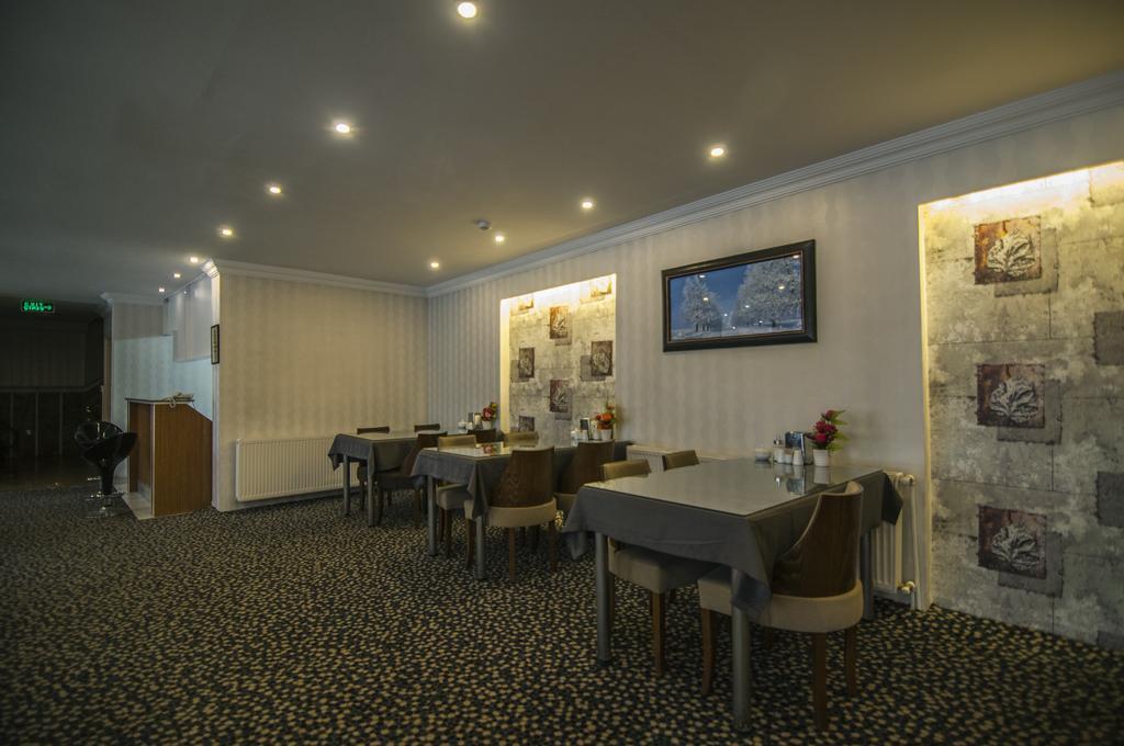 Hotel Dosco Van Eksteriør bilde